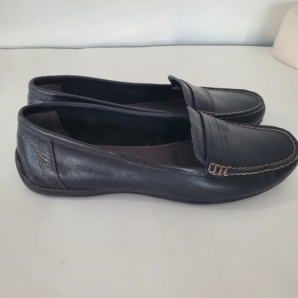 EASTLAND 9M Black Leather Annette Loafer Flat Slip On Comfort Sole Office Preppy - Picture 5 of 11